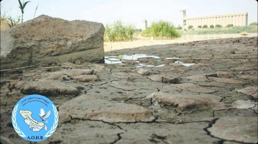 في اليوم العالمي للمياه، الأحوازيون يعانون من مياه الشرب العفنة في بيوتهم